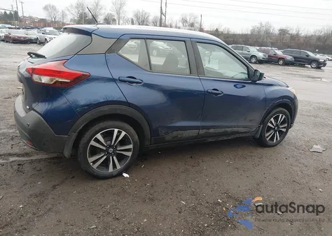 2020 Nissan Kicks Sv Xtronic Cvt из США, поврежденный, VIN 3N1CP5CV0LL527575
